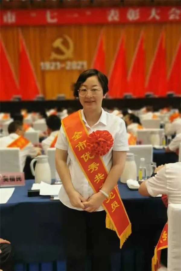 全市優(yōu)秀黨務(wù)工作者涂春珍：巾幗何須讓須眉，敢同日月爭光輝