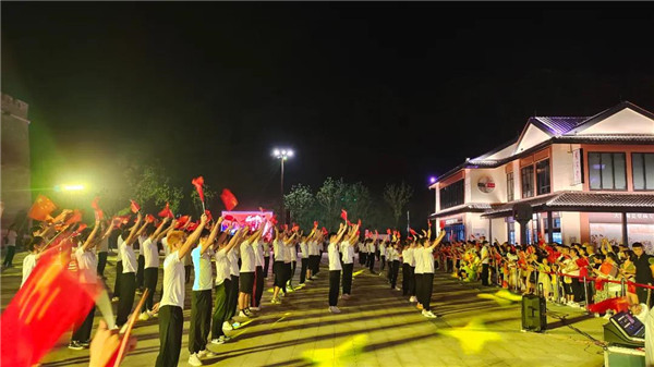 月光所照，皆為家國(guó)——景德鎮(zhèn)大型實(shí)景演出《china》國(guó)慶假期受到觀眾熱捧