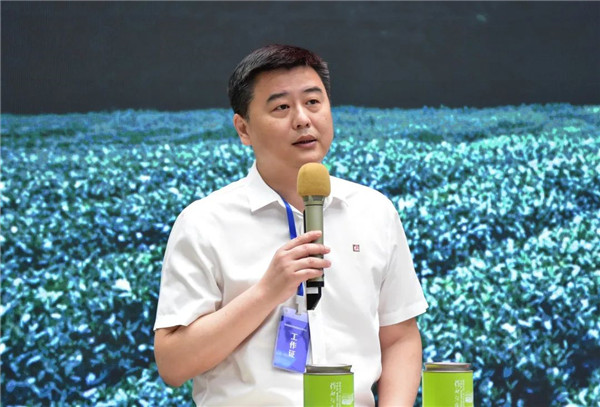 新理念、新時(shí)尚、新方式、新感受——德宇集團(tuán)舉行2022得雨活茶新品發(fā)布推廣會(huì)